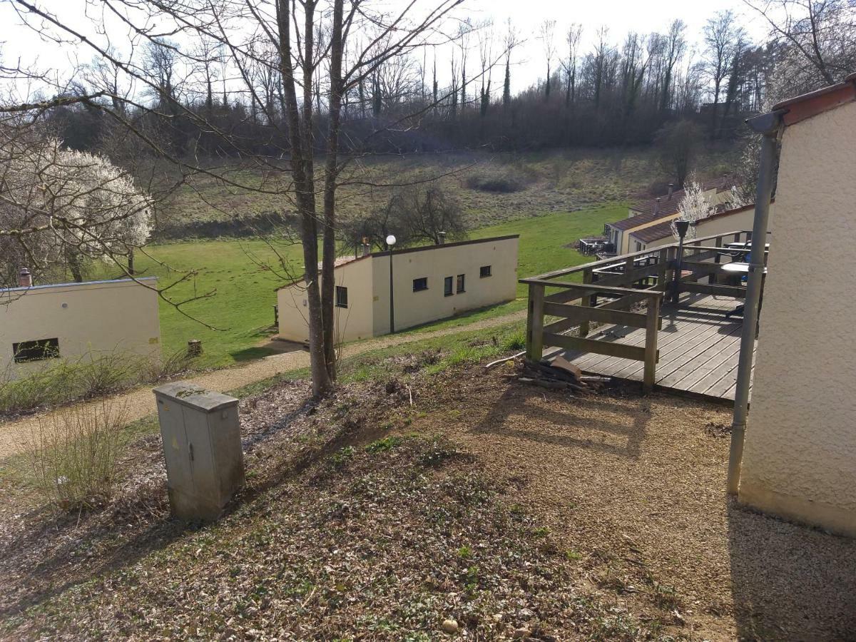 Bungalows Du Lac De Rabais Virton Luaran gambar